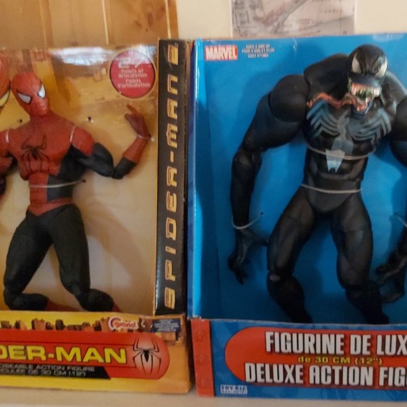 Action Figures - Picture 1 of 3